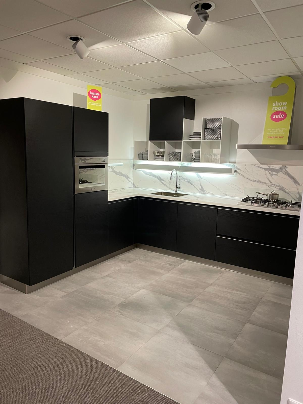 12a89ccd-1fd3-470d-8f7d-02ebe9f43f20